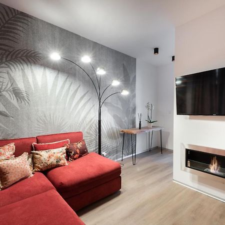 New Modern Apartment 5. Floor Прага Экстерьер фото