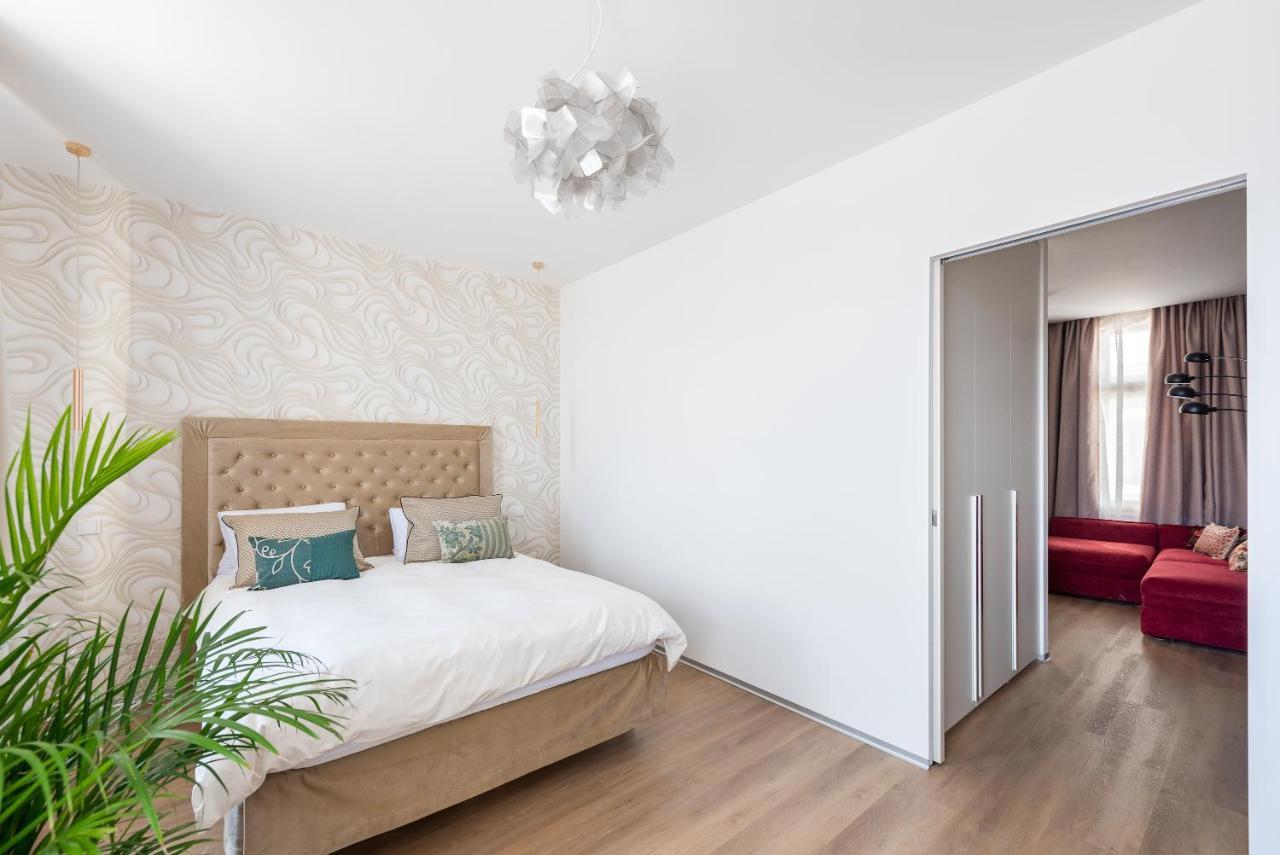 New Modern Apartment 5. Floor Прага Экстерьер фото
